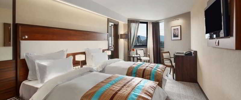 Hotel Boutique Bristol Сараево Экстерьер фото