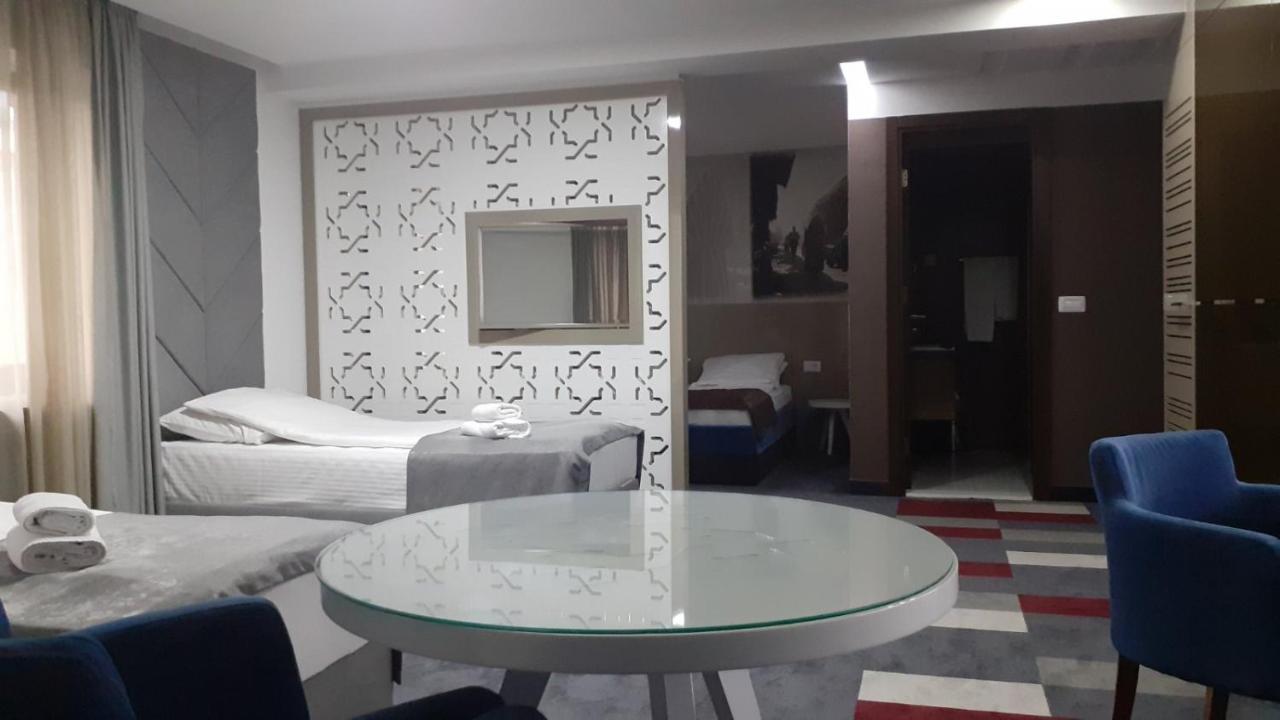 Hotel Boutique Bristol Сараево Экстерьер фото