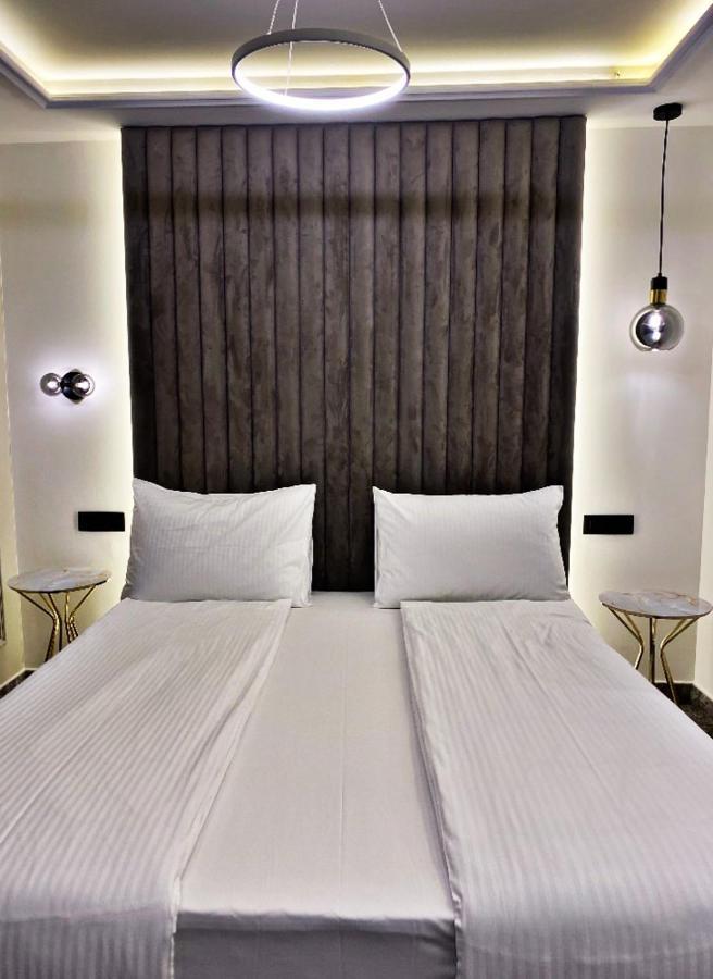 Hotel Boutique Bristol Сараево Экстерьер фото