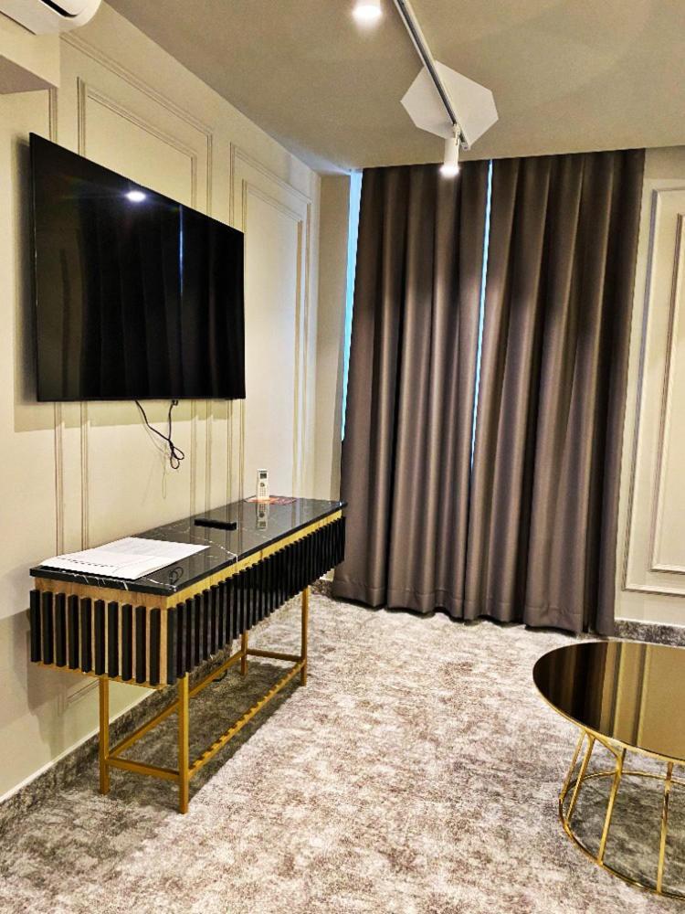 Hotel Boutique Bristol Сараево Экстерьер фото