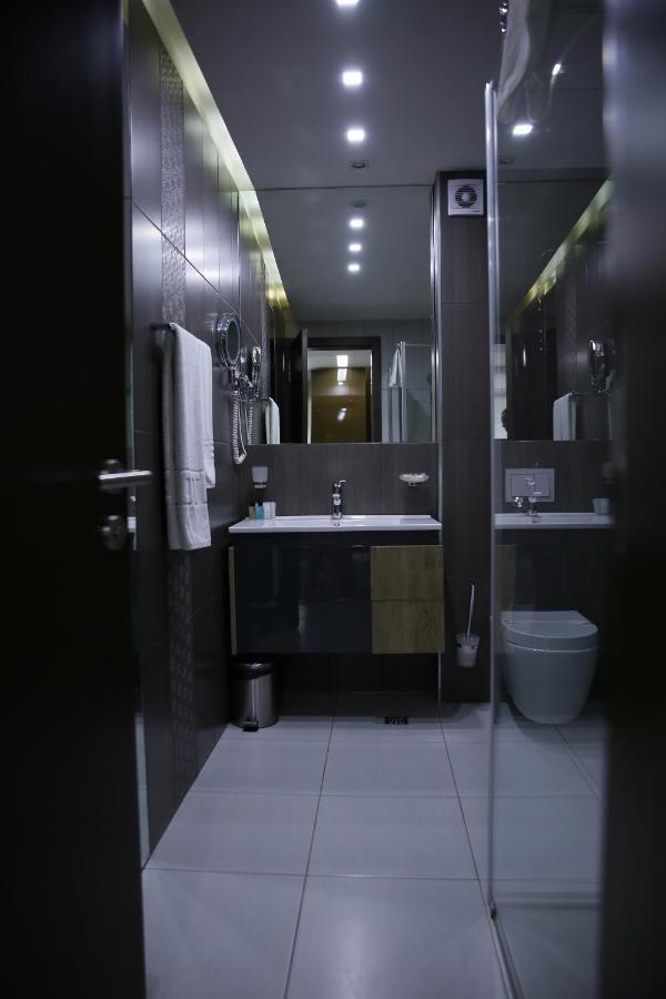 Hotel Boutique Bristol Сараево Экстерьер фото