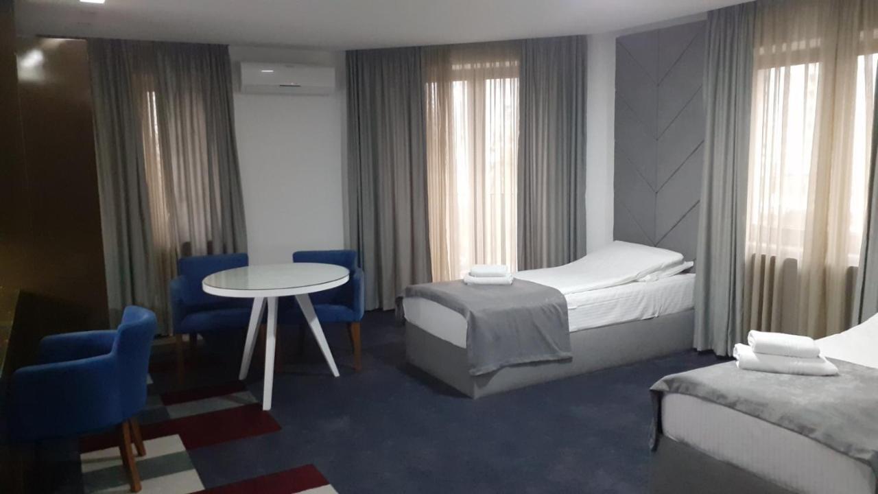 Hotel Boutique Bristol Сараево Экстерьер фото