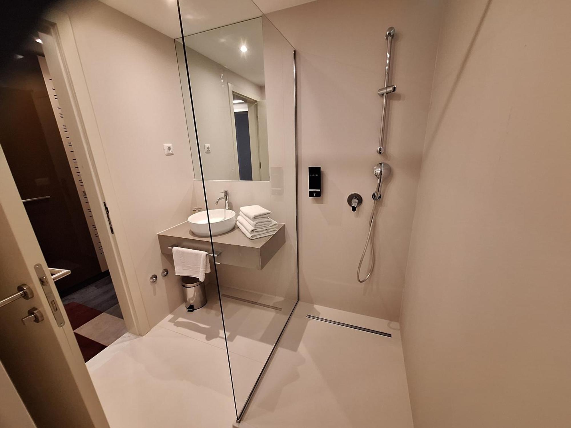 Hotel Boutique Bristol Сараево Экстерьер фото