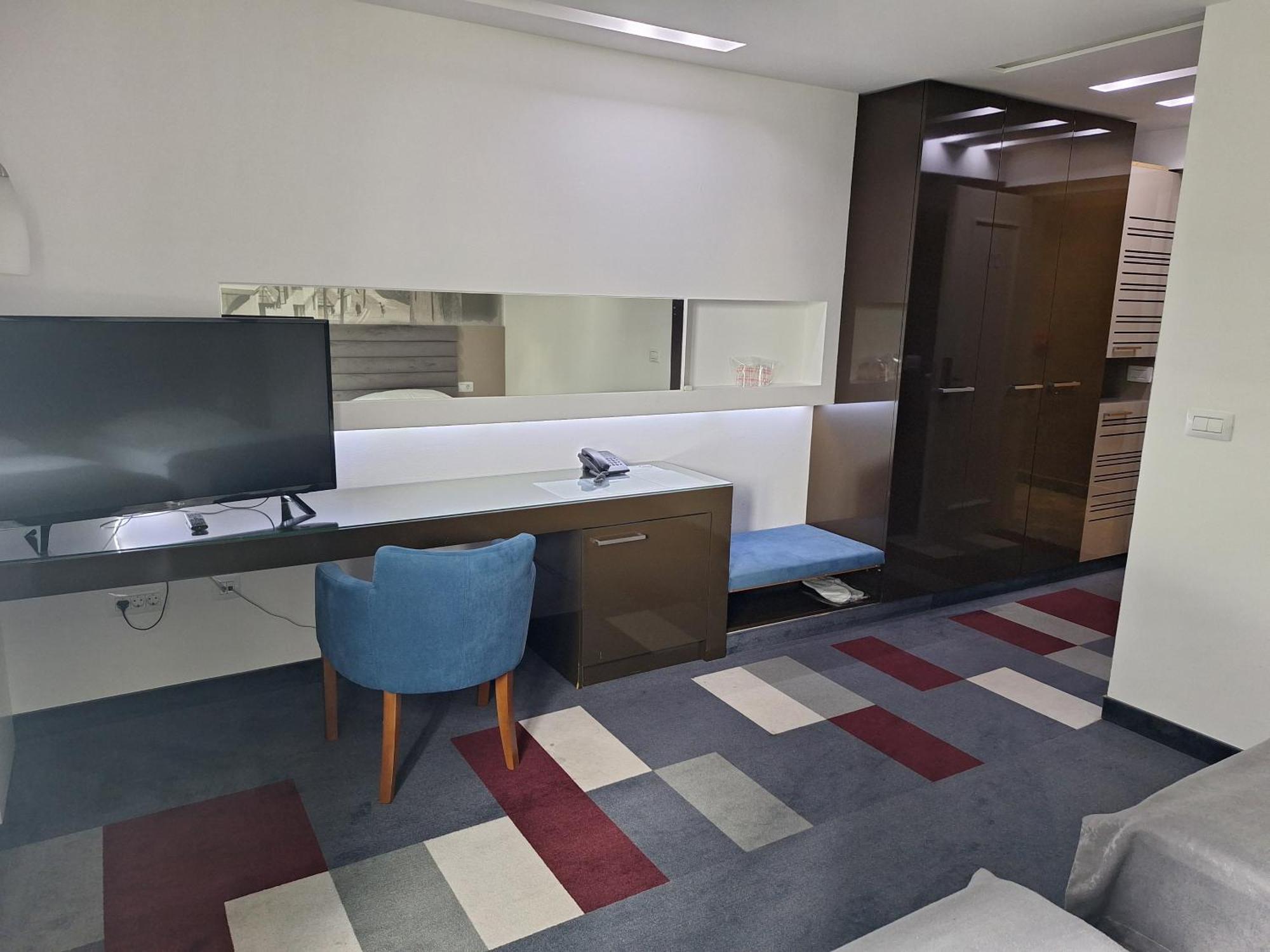Hotel Boutique Bristol Сараево Экстерьер фото