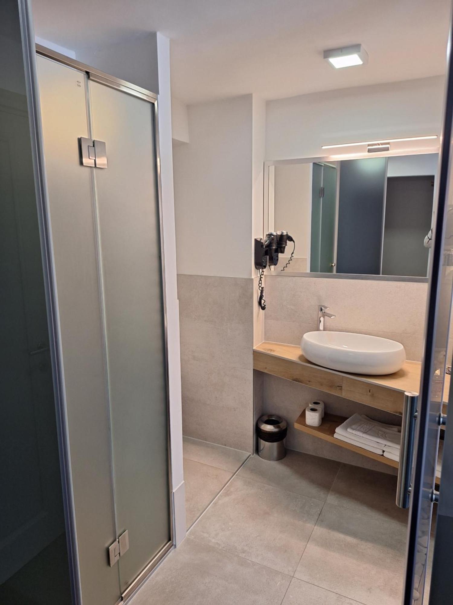 Hotel Boutique Bristol Сараево Экстерьер фото