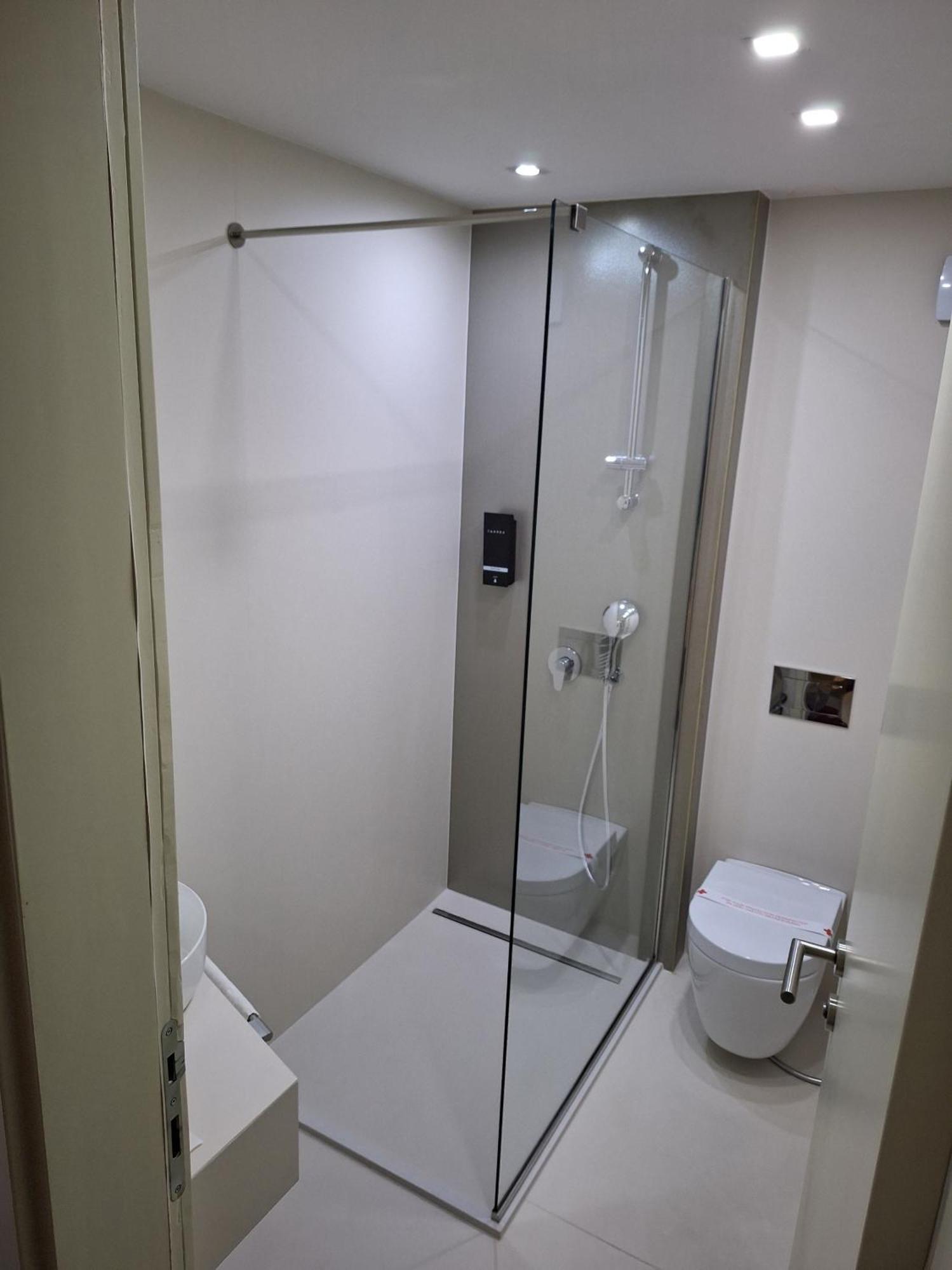 Hotel Boutique Bristol Сараево Экстерьер фото
