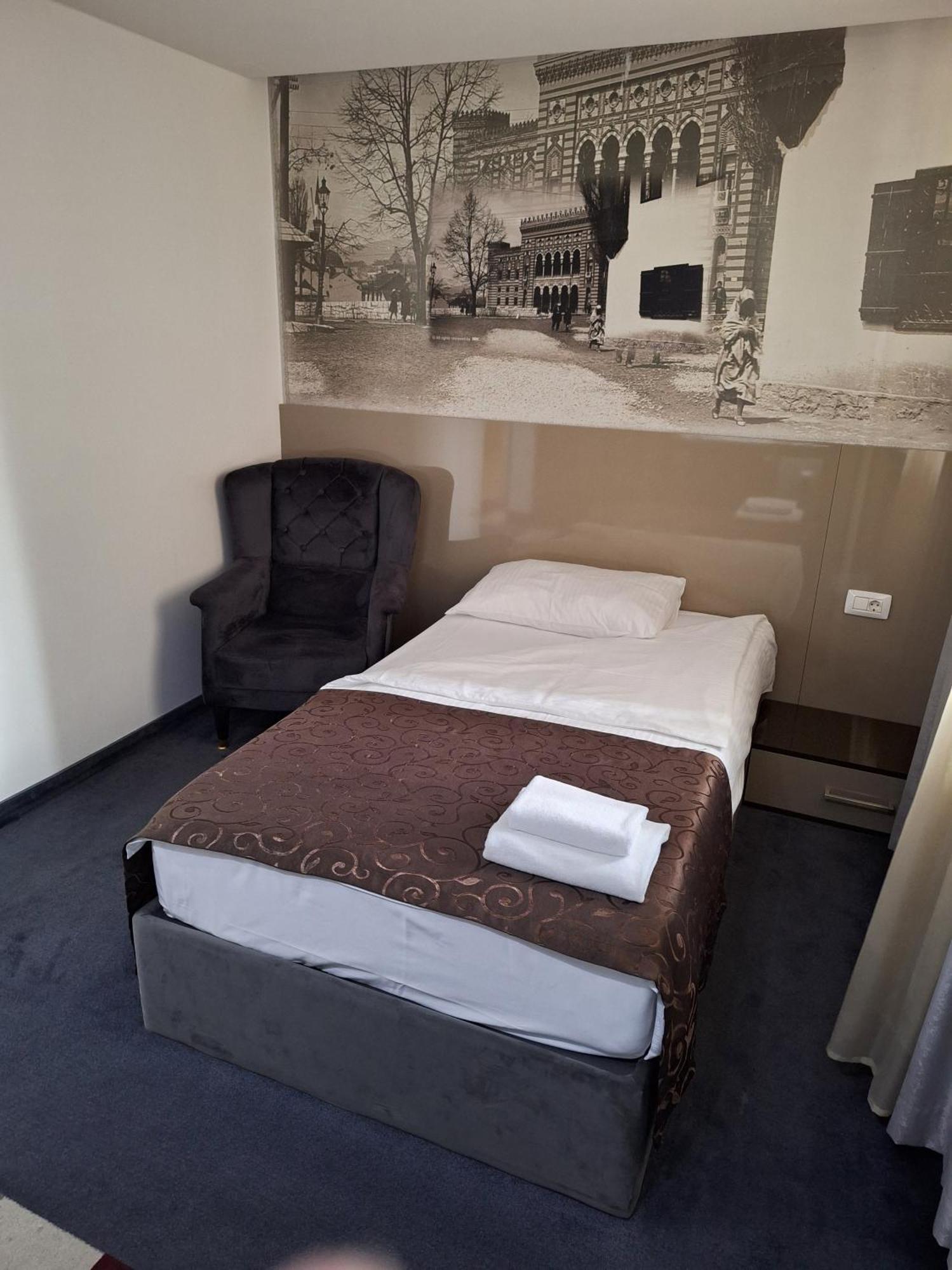 Hotel Boutique Bristol Сараево Экстерьер фото