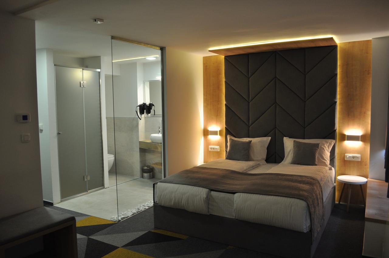 Hotel Boutique Bristol Сараево Экстерьер фото