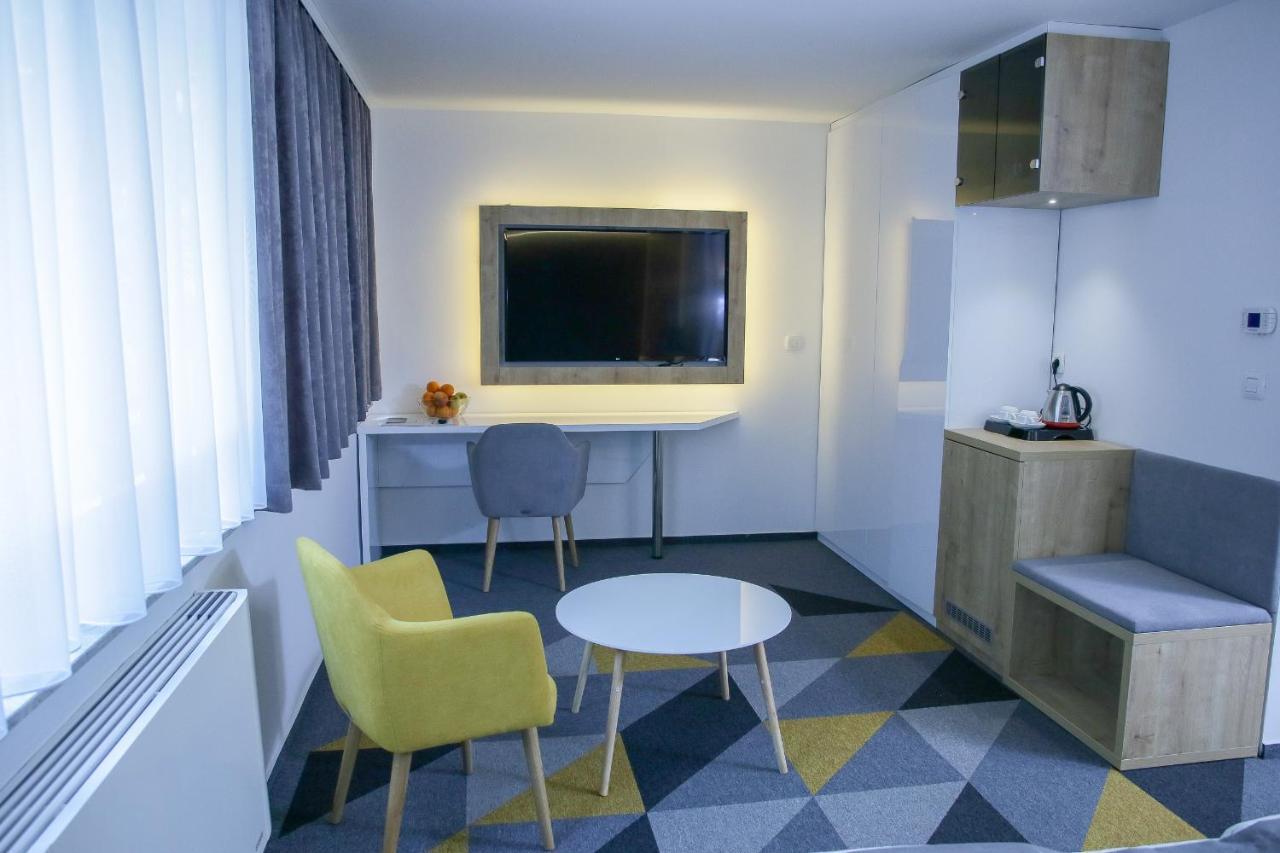 Hotel Boutique Bristol Сараево Экстерьер фото